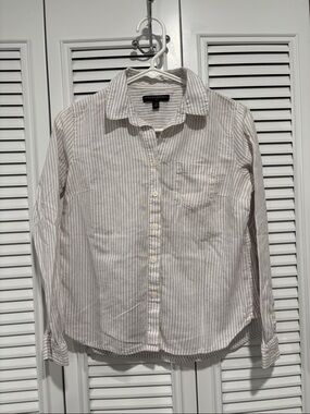 Banana Republic Women's light grey and White Striped Button-Down Shirt